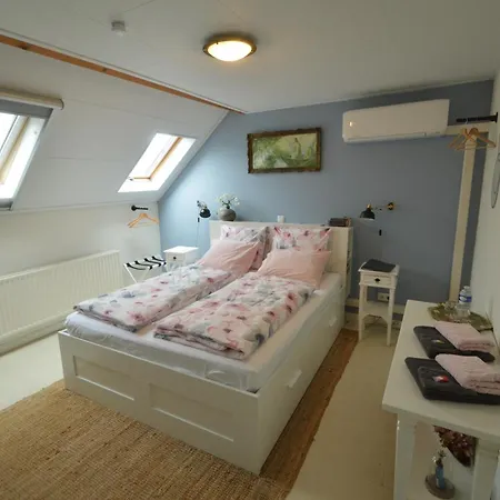 De Pottenbakkershoeve Alojamento de Acomodação e Pequeno-almoço Meerlo