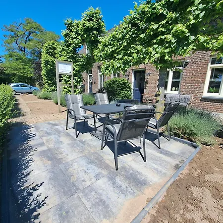 Bed & Breakfast De Pottenbakkershoeve